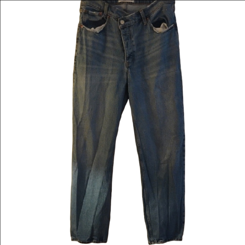 Abercrombie & Fitch Button Fly The Dad High Rise. Size 30/10.